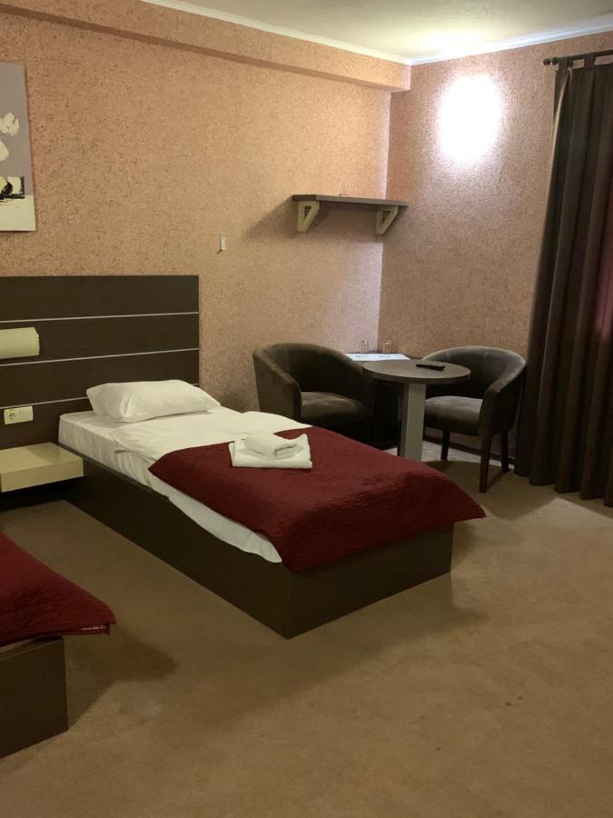 Motel-Yasniy Dnipro Bagian luar foto